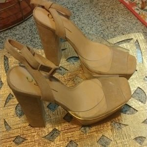 Block heel sandals